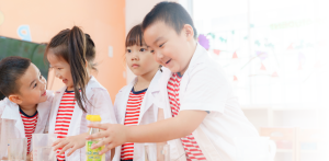 HOME - UKA School