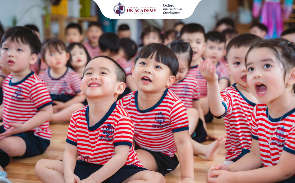 UK Academy mang đến môi trường giáo dục Anh Quốc, học sinh sẵn sàng đi du học sau khi tốt nghiệp