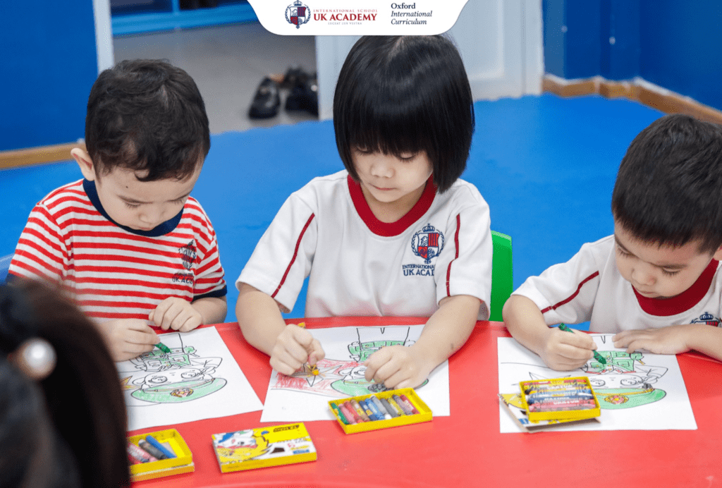 Phương pháp montessori là gì? Đặc trưng, ưu điểm