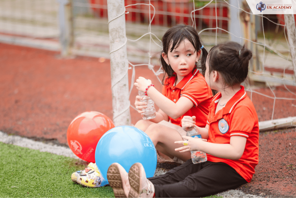 Thí nghiệm STEM mang lại nhiều trải nghiệm thú vị và kiến thức bổ ích cho bé